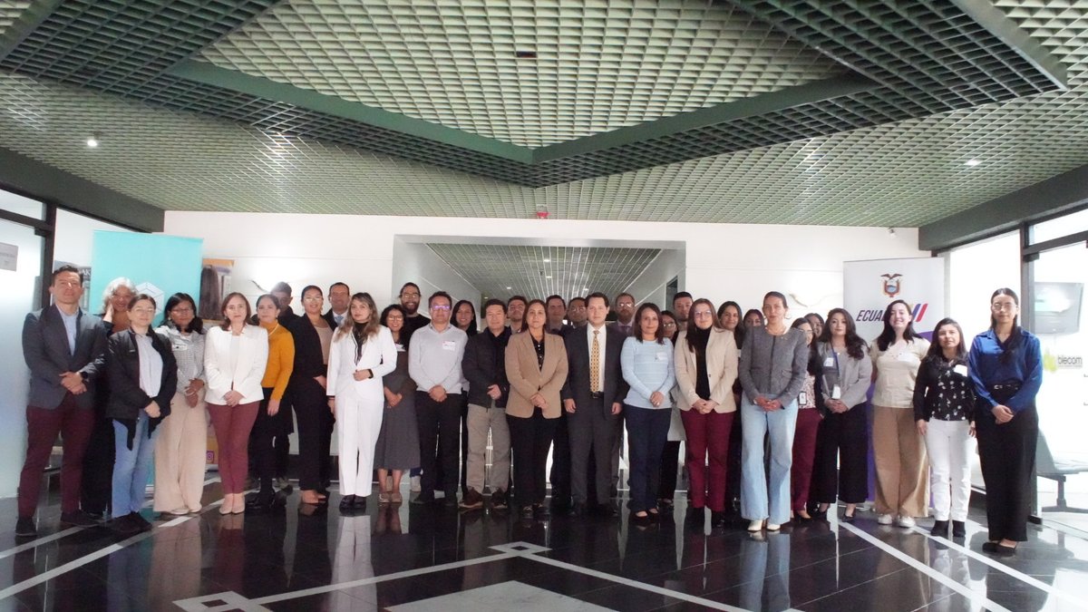 Economía Finanzas Ec tweet media