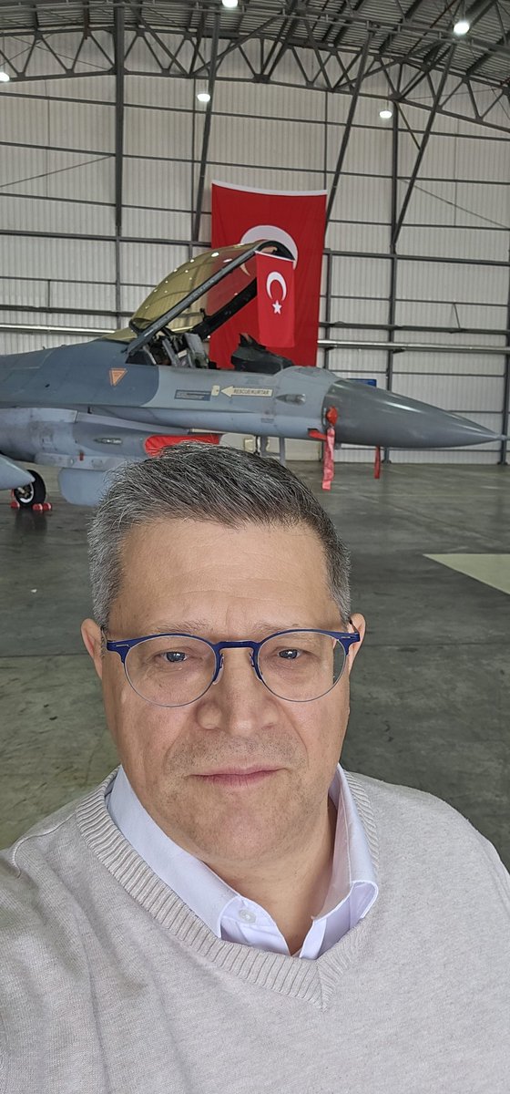 Özgür Ekşi tweet media