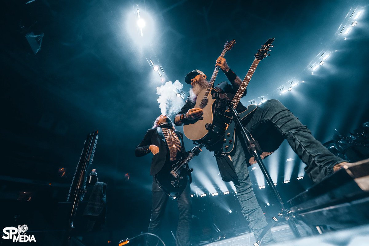 Three Days Grace tweet media