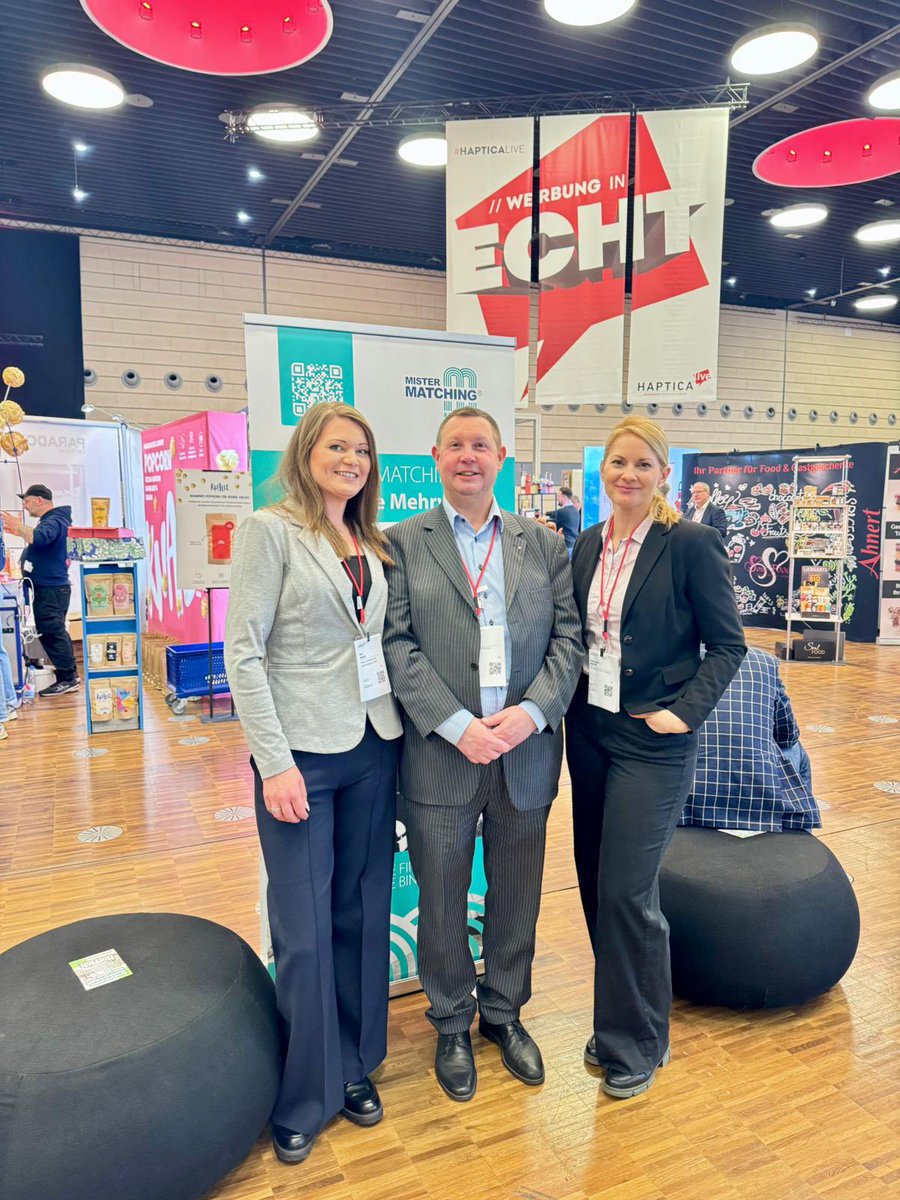 Martin Mueller tweet media