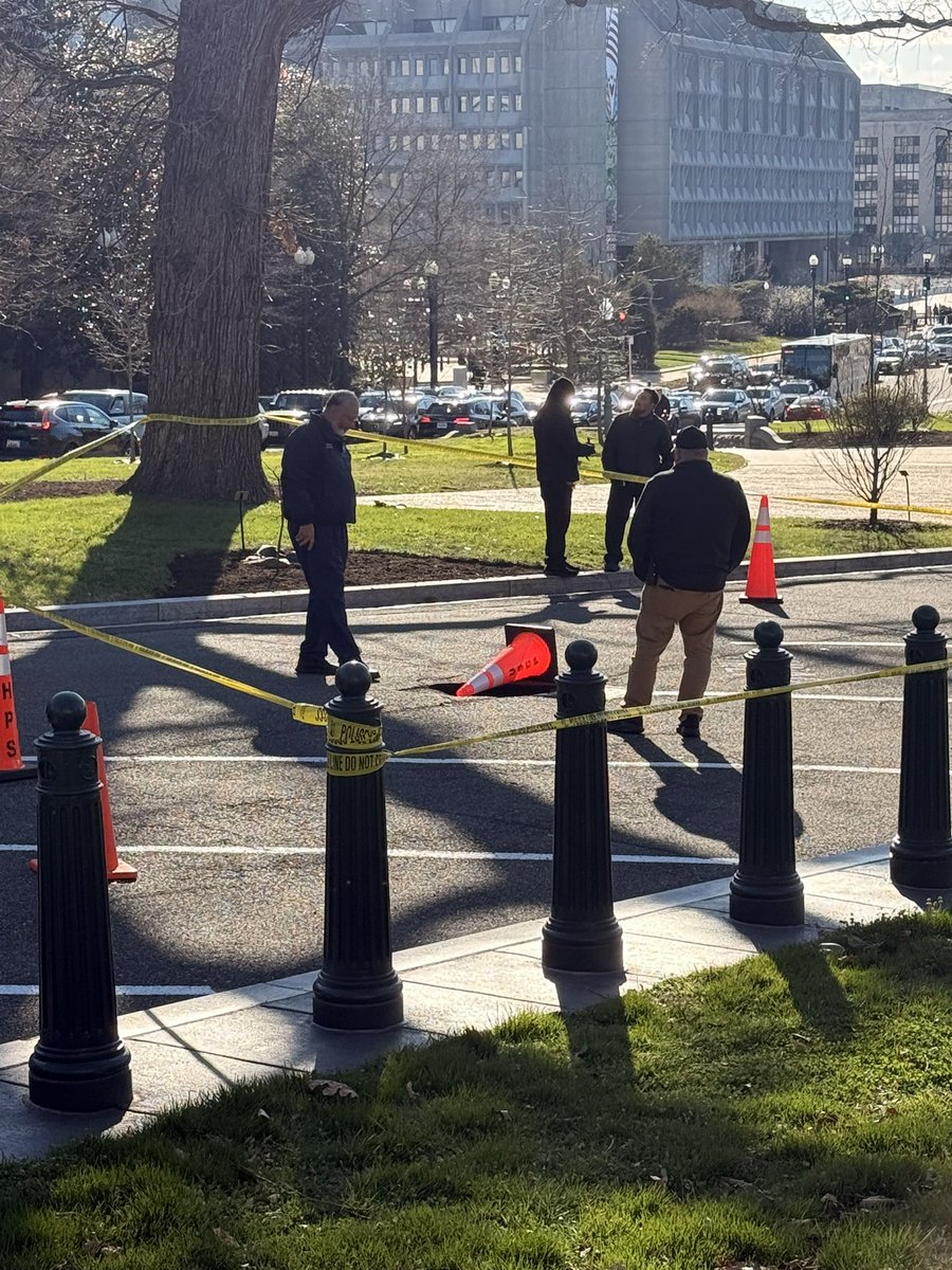 Andrew Solender tweet media