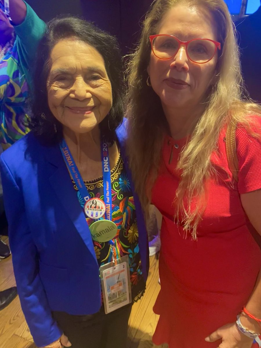 MillieRaphael's tweet photo. She’s been a heroine of mine since I was a young adult. Her courage knows no bounds. #doloreshuerta https://t.co/JEEqLrJbax