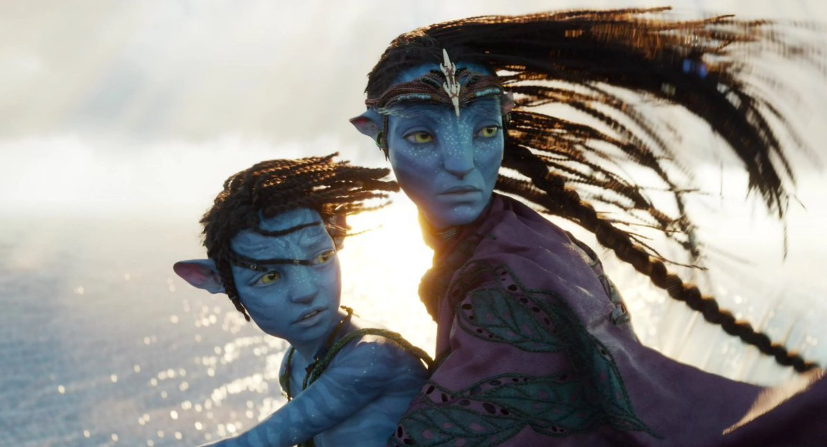 WriterInWhite tweet media