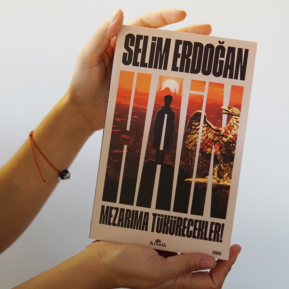 Kronik Kitap tweet media