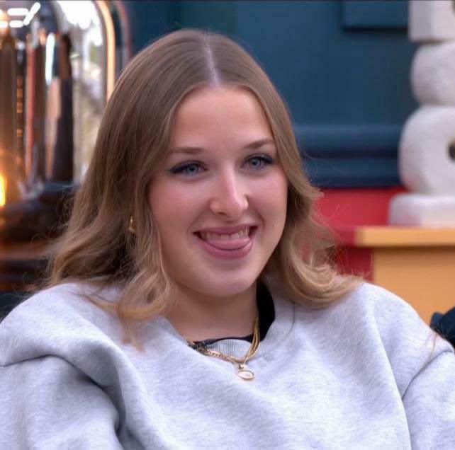 𝖿𝗅𝖺𝗏𝗂𝖾 𝜗𝜚 tweet media