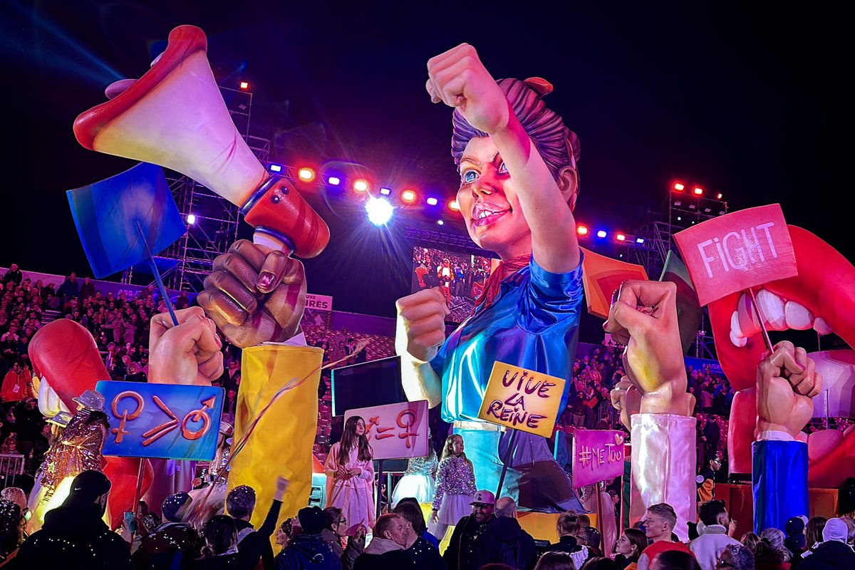 happylittletrav's tweet image. NEW💥 Wondering if Nice Carnival is worth experiencing? The answer is yes! Think giant floats, dazzling costumes, and a lively atmosphere by the sea 🎭🤩

Check out our 2026 impressions here💃➡️ happylittletraveler.com/nice-carnival-…

#travelblogger #travelling #NiceCarnival