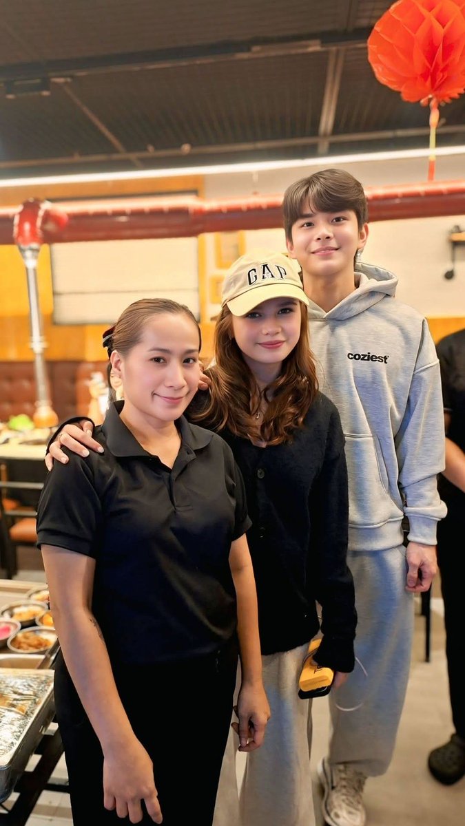 DuUumpsHiT tweet media