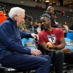 Photo by Ronald Moore (@RdotMoore25)