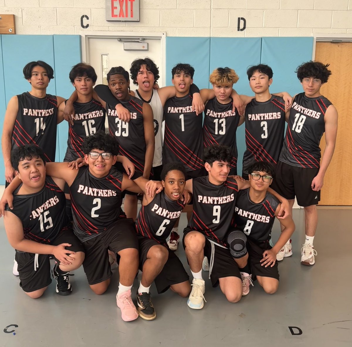 Middle College HS tweet media