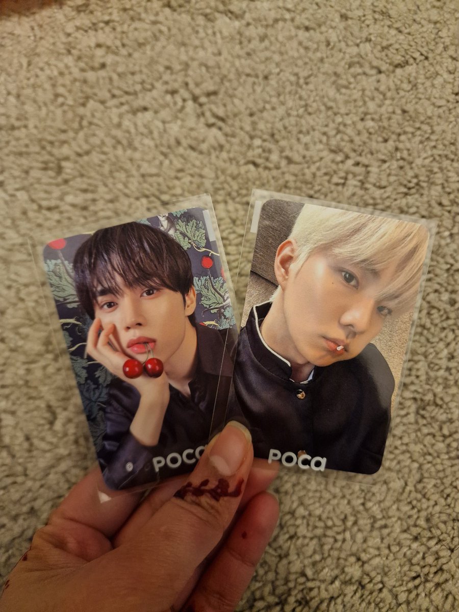 THE WAY I PULLED THESE IN THE POCA MYSTERY BOX IS INSANE LMFAO