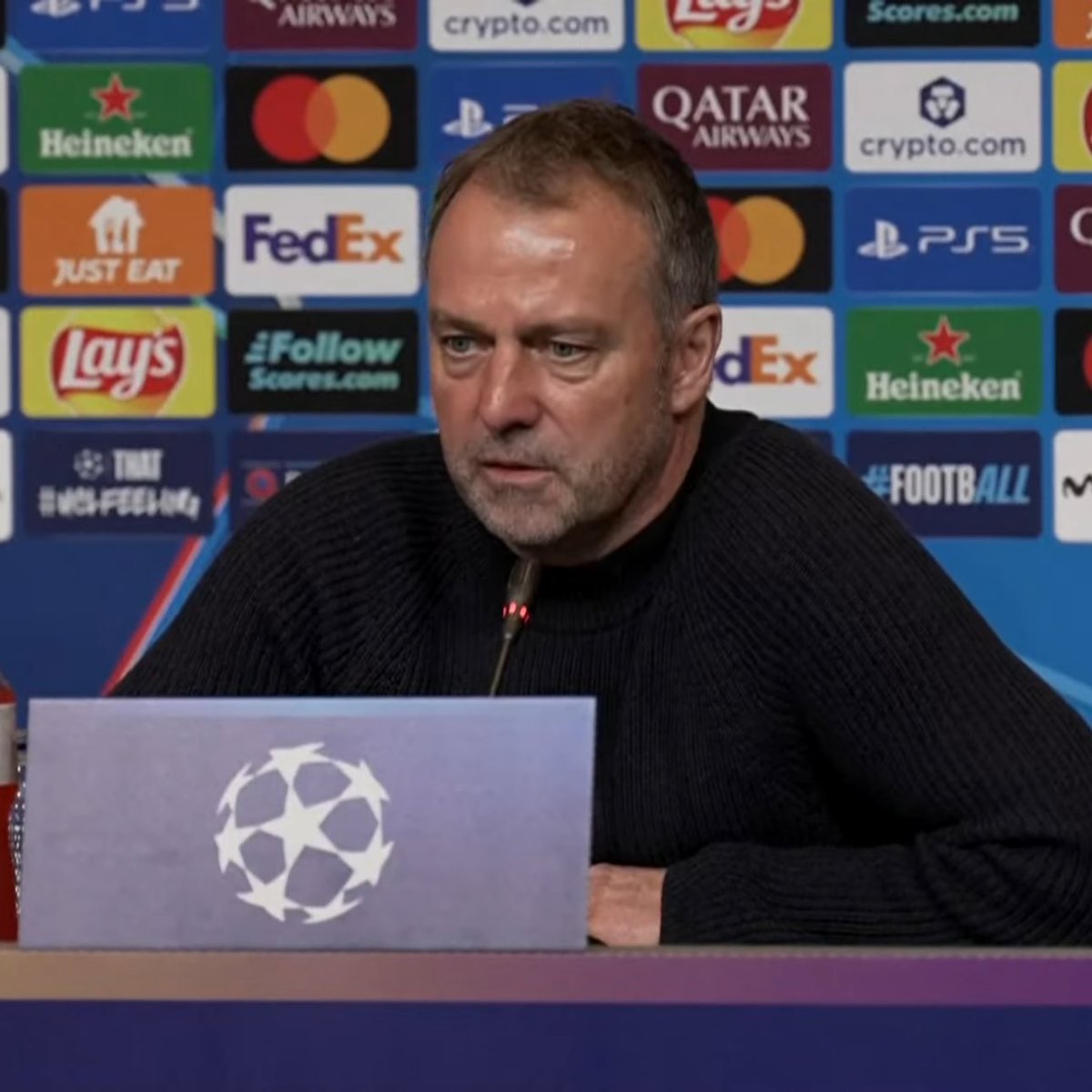 🚨🚨🎙️ La réaction d’Hansi Flick après la victoire 7-2 du Barça contre Newcastle :

« C'était un match fou. Je pense qu'on n'était pas à notre meilleur niveau en première mi-temps, mais on a été bien meilleurs en seconde. Le troisième but nous a donné l'occasion de revenir dans
