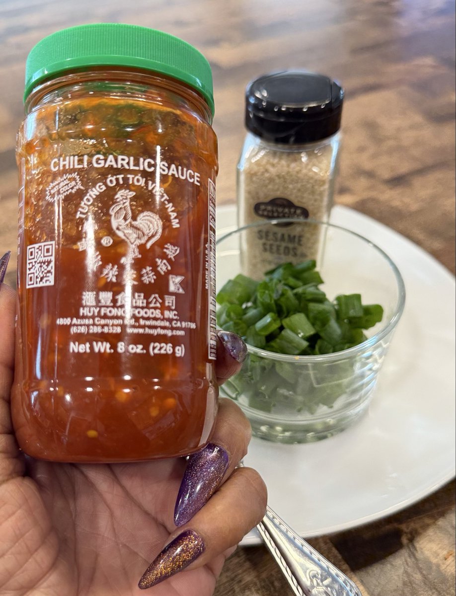 RealBoringHousewife💋😎 tweet media