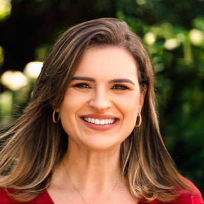 FORÇA TOTAL!

João Campos bate o martelo e define Marília Arraes (PDT) e Humberto Costa (PT) como seus candidatos ao Senado.

Campos decidiu formar uma chapa totalmente à esquerda e empurrar o bolsonarismo no colo de Raquel Lyra.