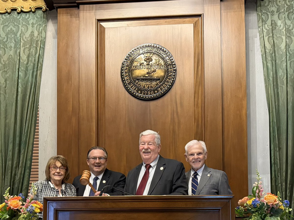 Ken Yager tweet media