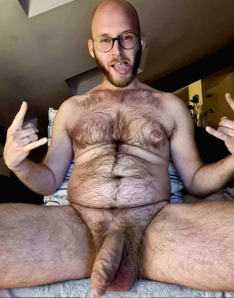 PoppersExpose tweet media