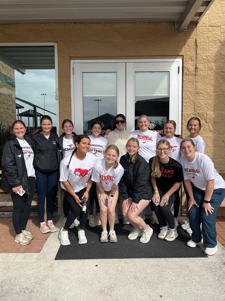 Memorial Mustang Softball tweet media