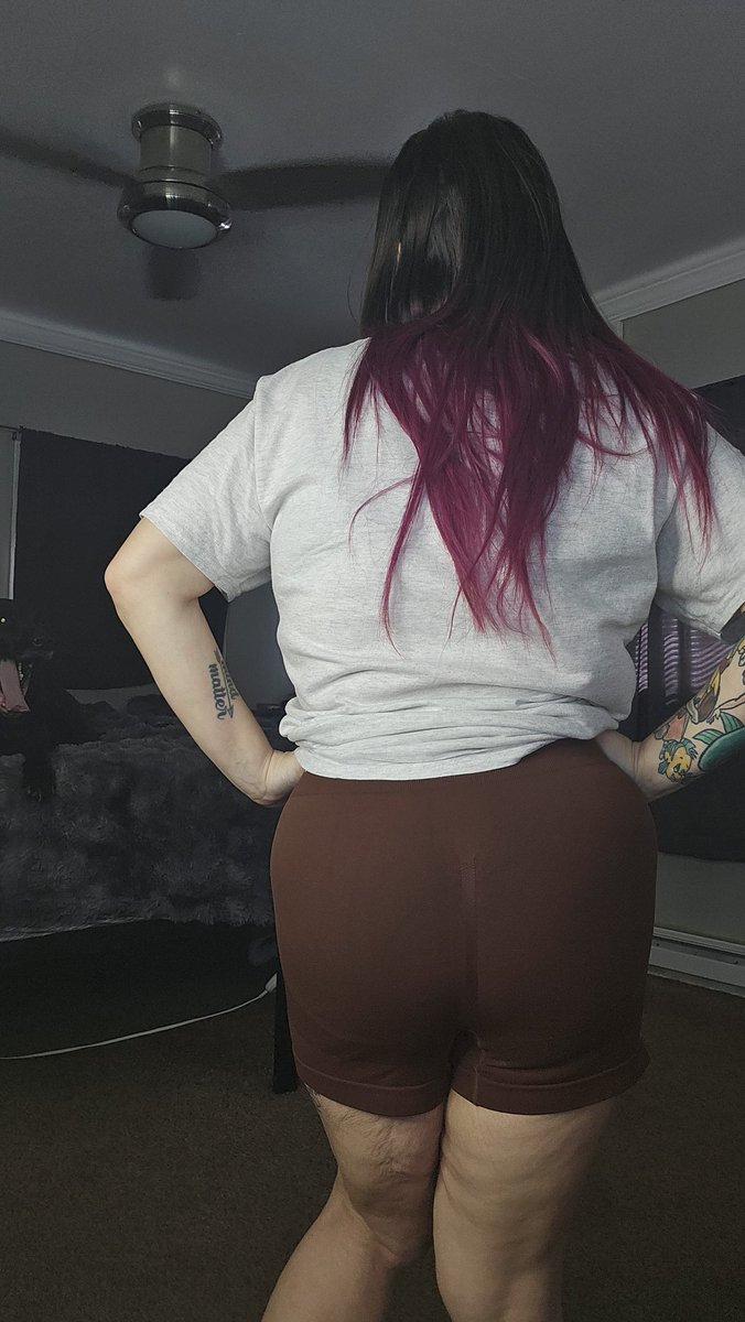 PintSizedMomma tweet media