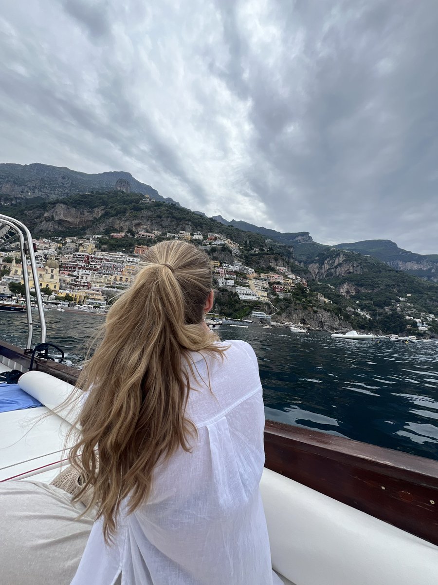 Frontierism tweet media