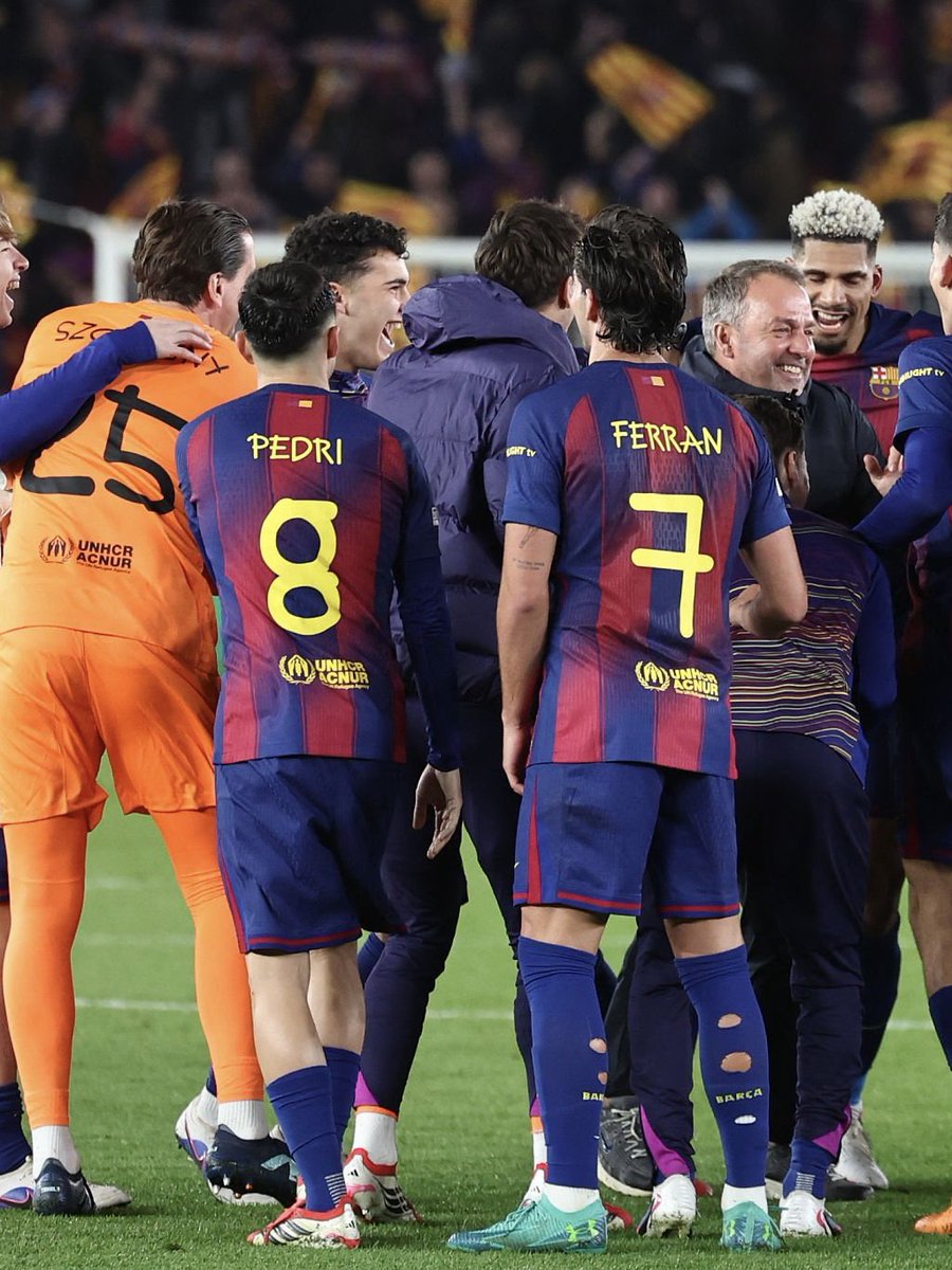 archives tweet media