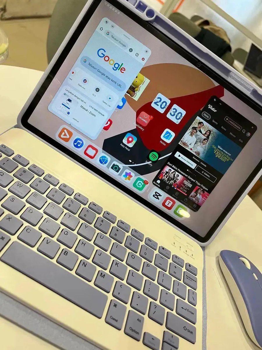 mood swing tweet media