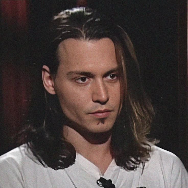 𝕷𝖎𝖙𝖙𝖑𝖊 𝕻𝖊𝖊𝖕𝖘 🏴‍☠️#JohnnyDepp tweet media