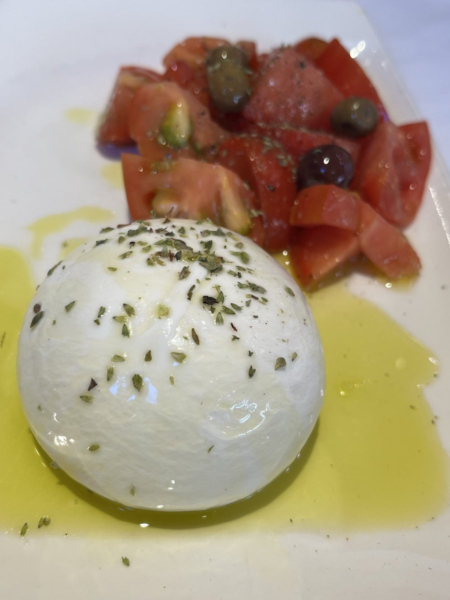 Hector Angulo tweet media