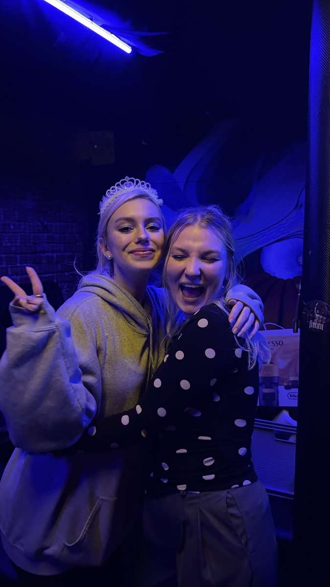 ali ✮⋆˙ tweet media