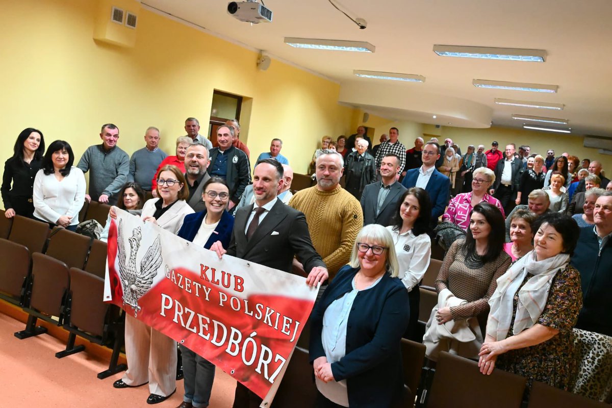 Anna Milczanowska #Nawrocki2025 🇵🇱 tweet media