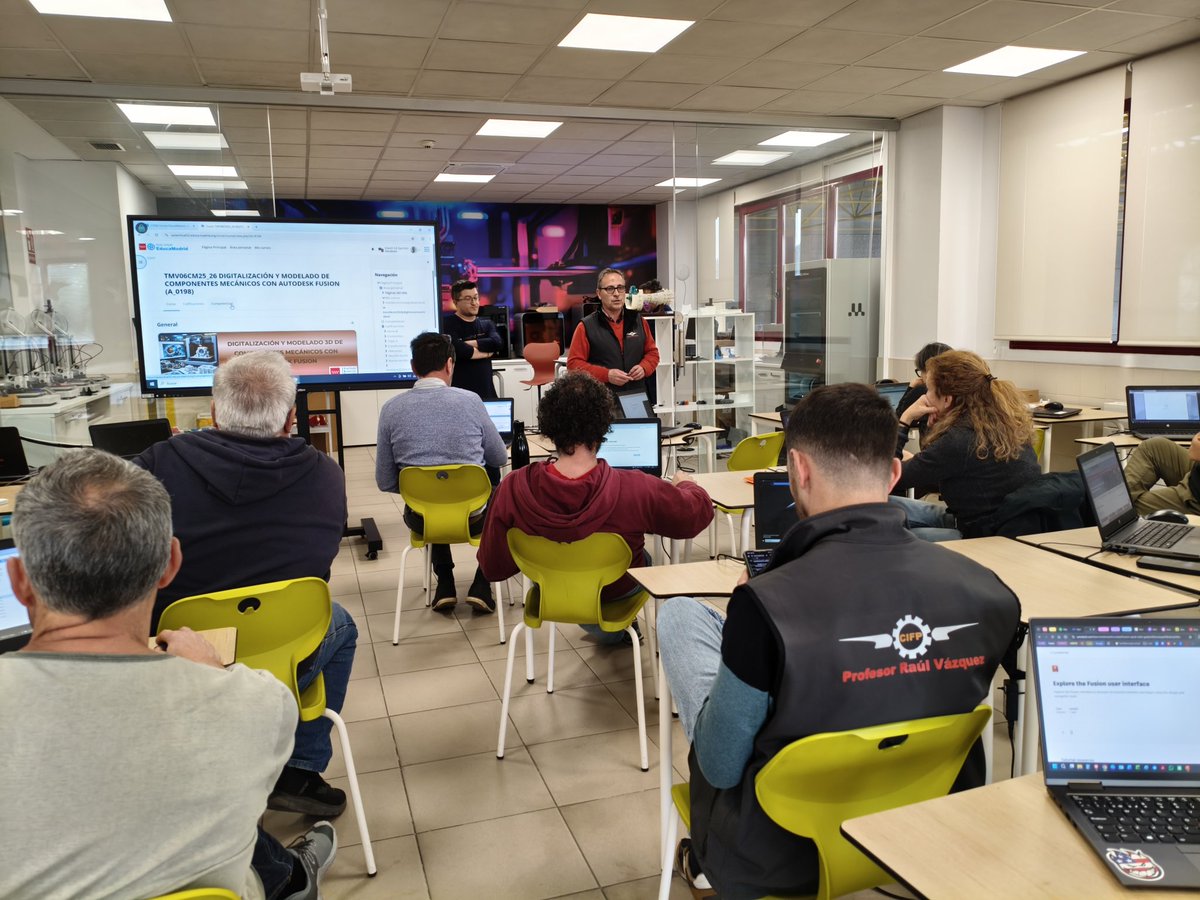 CIFP Profesor Raúl Vázquez tweet media