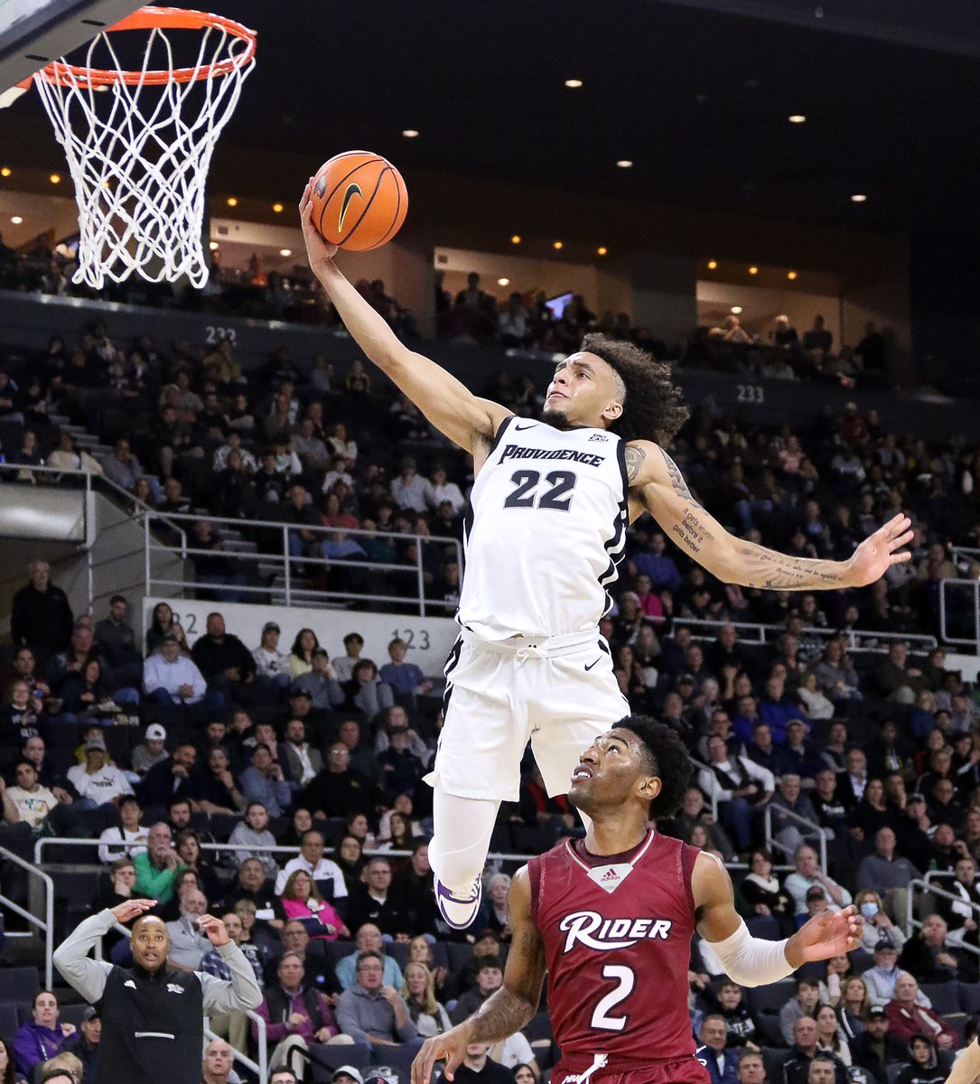 KevinMcNamara33's tweet image. Now how about this one: a Happy Birthday, on the same day (March 18), to two All-Time great Friars
Kris Dunn (32 yr old!) and Devin Carter (24) @krisDunn3 @kingcarter2225