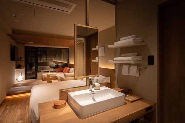 疲れたときはこういうお宿でゆっくりしたい…。客室露天風呂付き1人12,300円〜(2名1室)