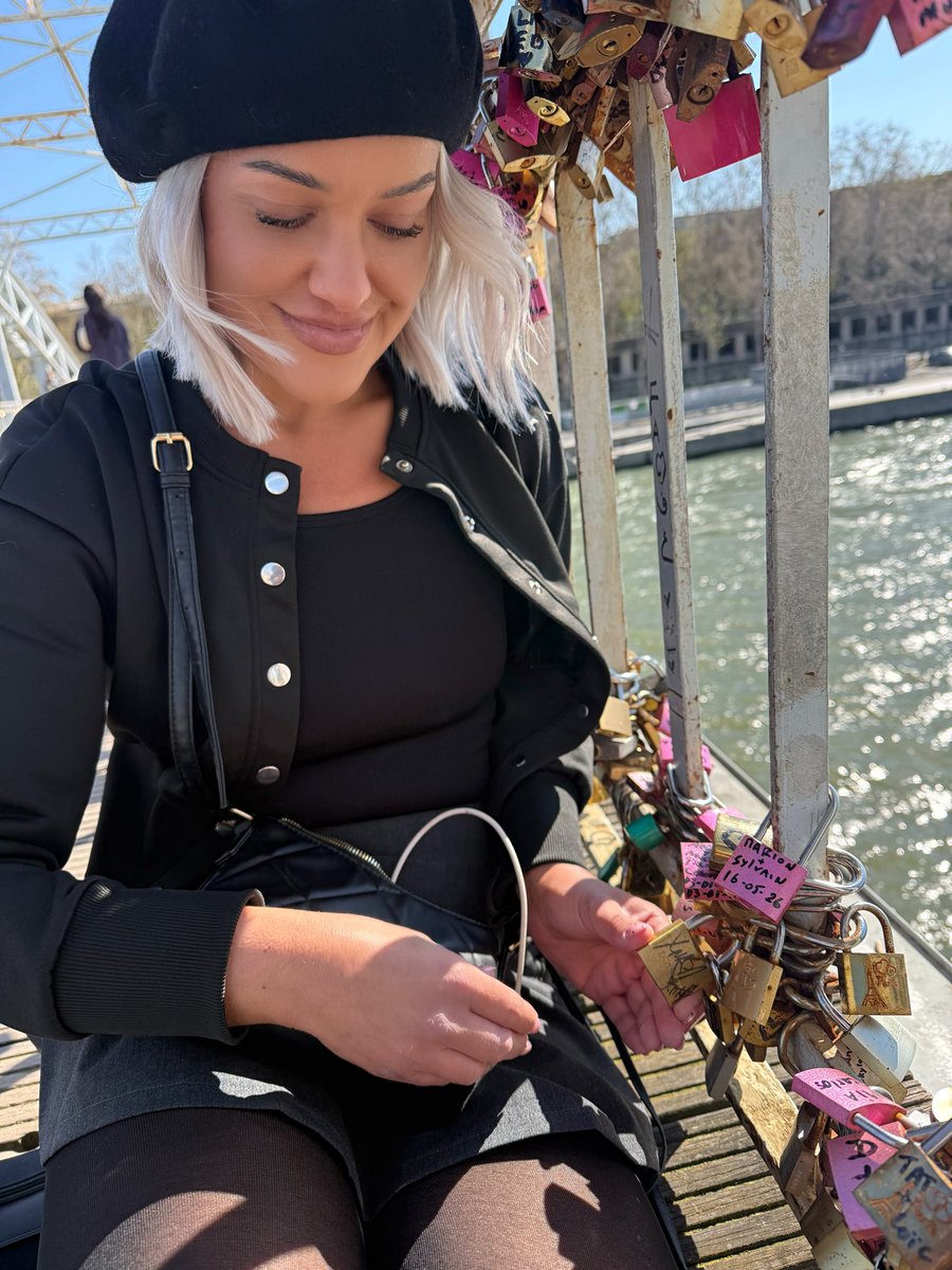 𝚔𝚒𝚛𝚜𝚝𝚢 🐈‍⬛✨ tweet media