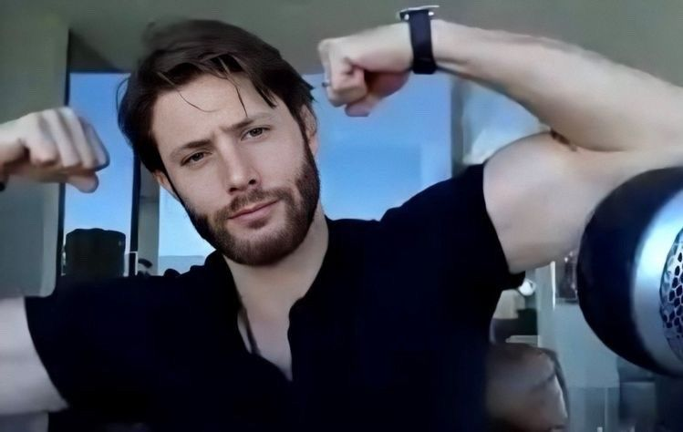 cailean gallagher. tweet media