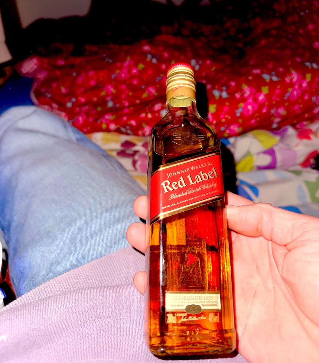 Daphna Kuhr tweet media