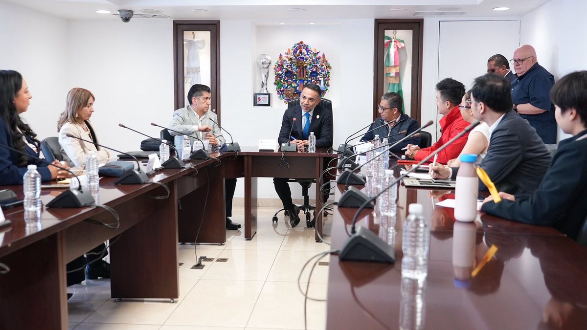 Fernando Flores Fernández tweet media