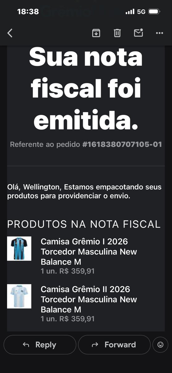 neco_rs's tweet photo. É o @Gremio e @newbalance metendo a mão no meu Dinheiro https://t.co/LVFYffaDiu