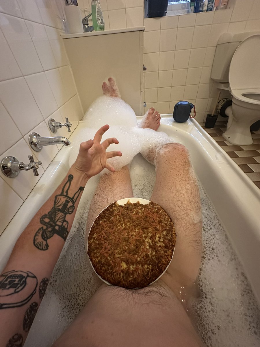 TheLocalBogan tweet media