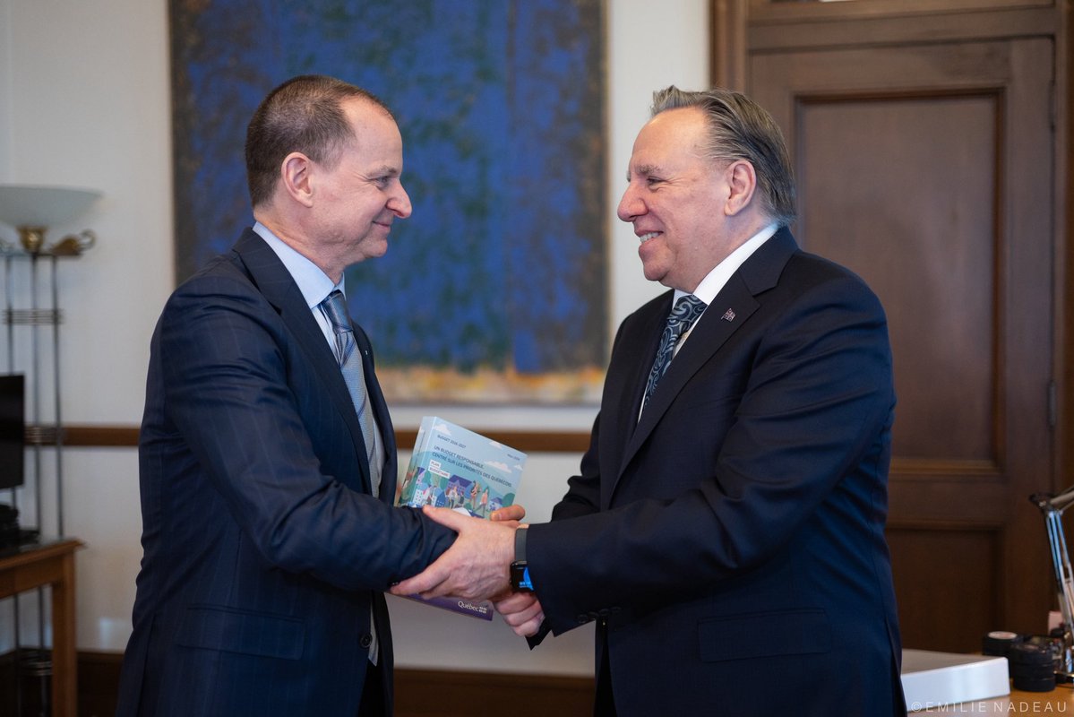 François Legault tweet media