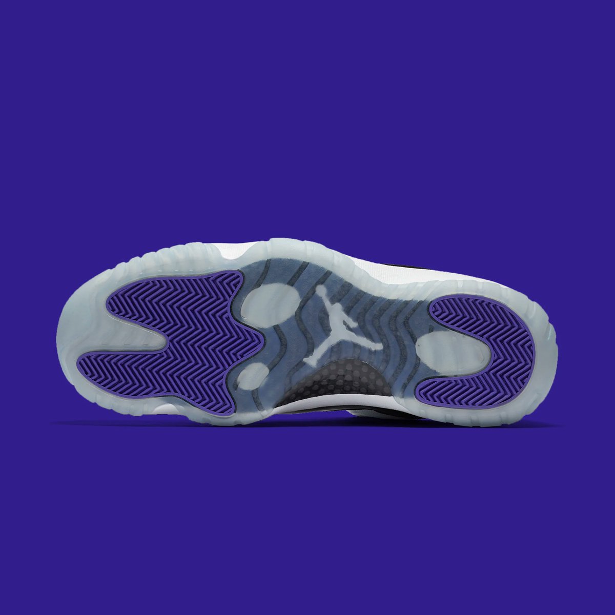 Sneaker Market RO tweet media