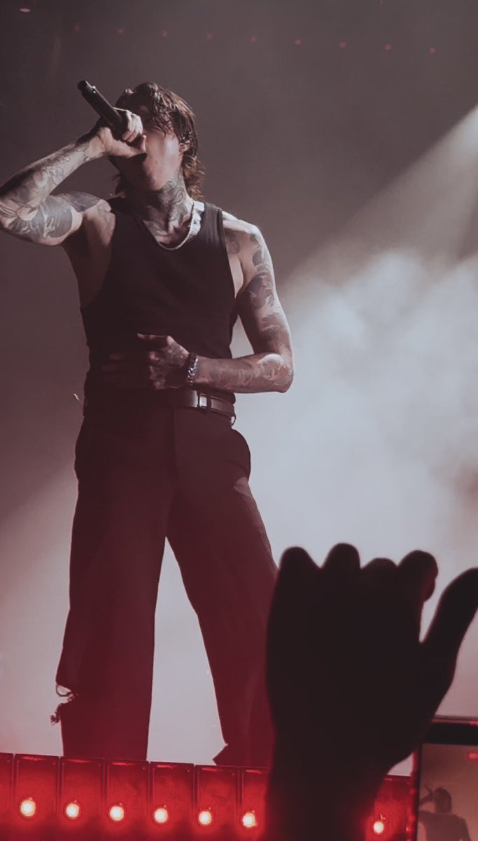 LivLaughBlegh's tweet photo. Can’t believe I took these photos??? https://t.co/5SxJ5t7c01