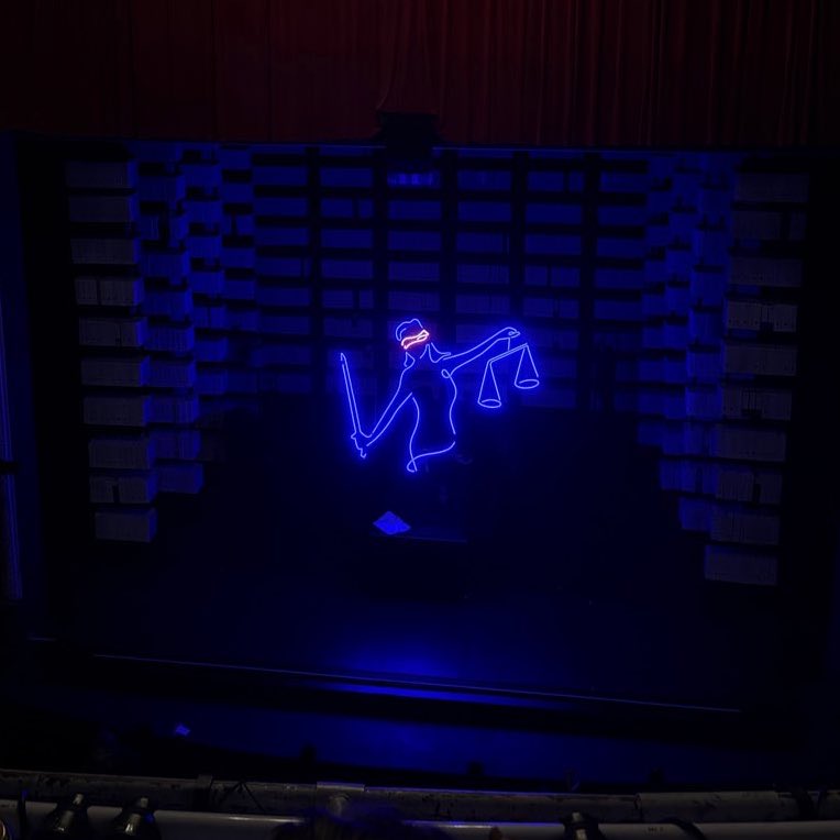 alice 𖤐 tweet media