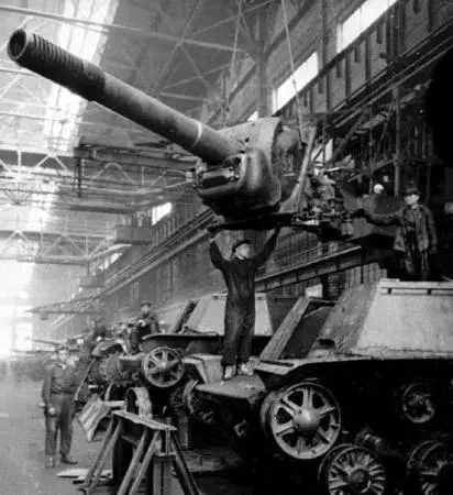 Tank Archives tweet media