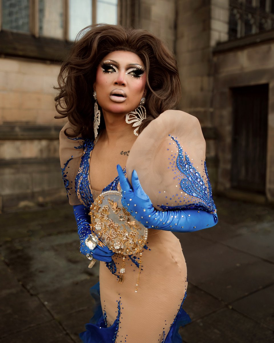 Drag Base tweet media