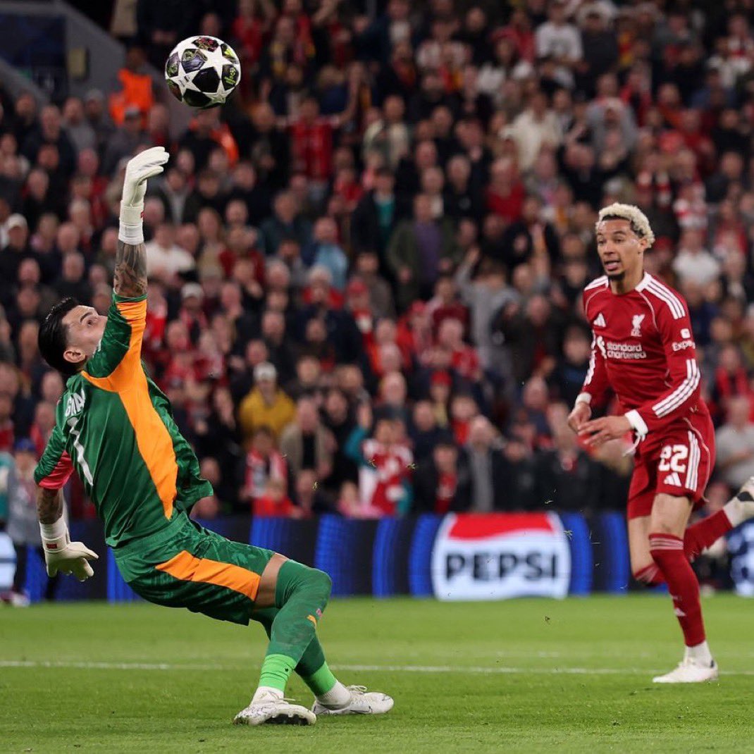 Kırılacak kötü bir rekoru tek başına engelledi Uğurcan’dır bizim için 🧤