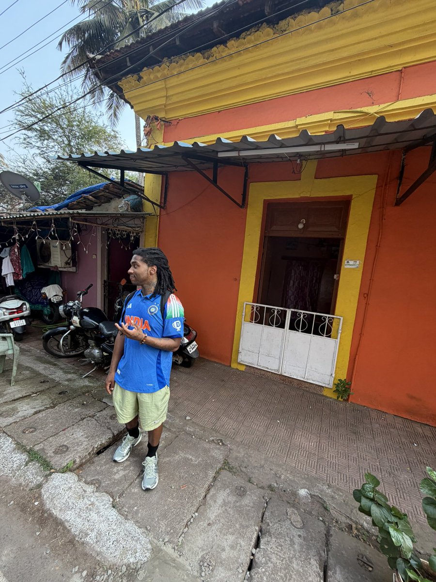 LILBTHEBASEDGOD's tweet photo. Extremely rare Lil B photos in INDIA 2026 !!! Collect !!!!! - Lil B https://t.co/f8GuUCBOnk