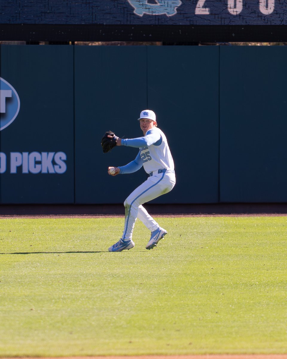 Carolina Baseball tweet media