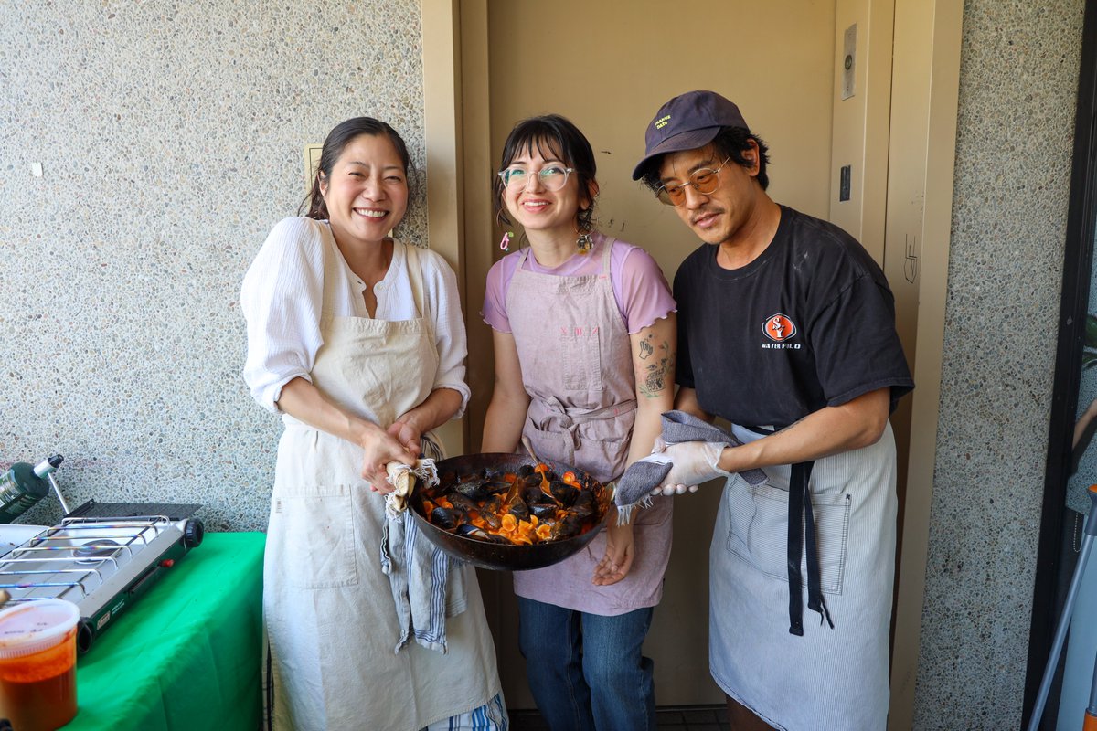 One in an ARMY Charity Project💜 tweet media