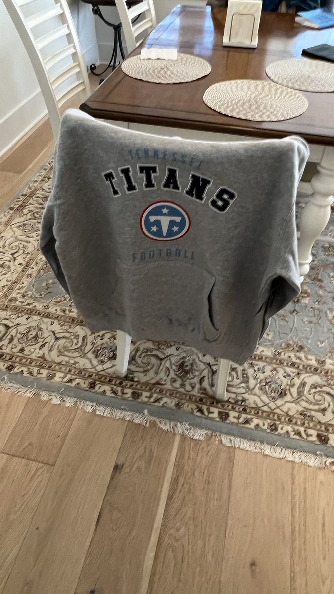 #titans.