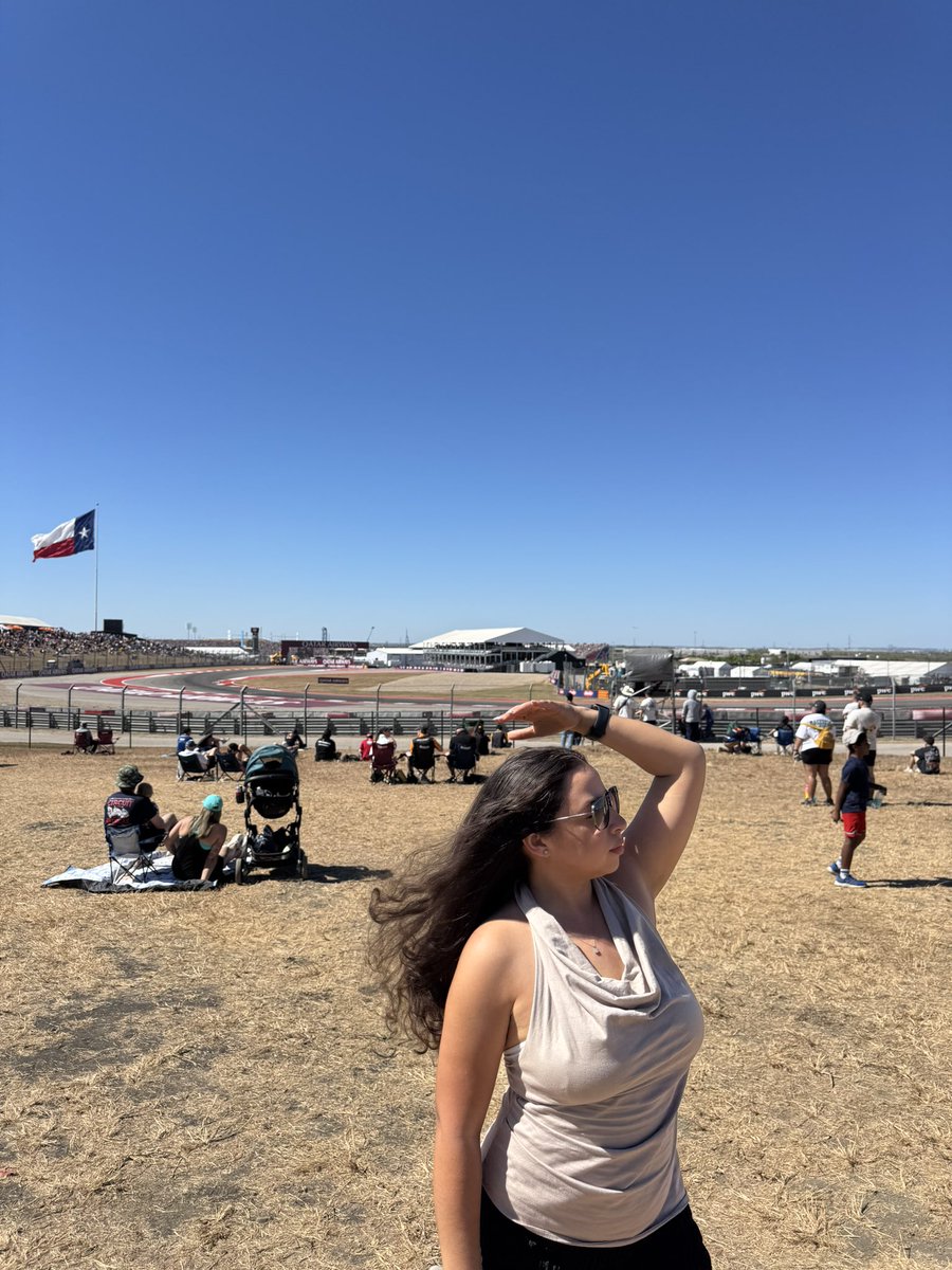 Ashley 🏎️ 🏁⚾️ tweet media