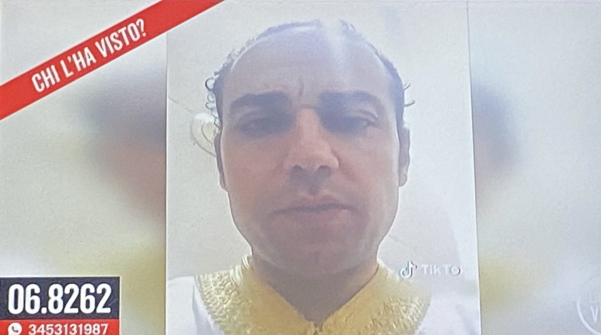 Questo che vuole i soldi dallo Stato italiano a me mi spezza troppo c’aggia fa 😂😂😂😂😂😂Chilhavisto